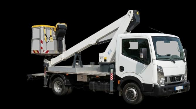Camion nacelle élévatrice utilisé pour les interventions en hauteur